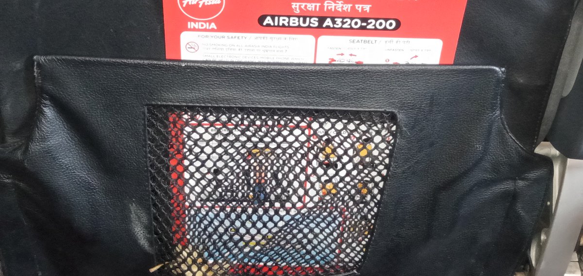 Onkarsen3's tweet photo. @AirAsiaIndia 
I5 768 the dirt inside in flights. 
Horrible truly . https://t.co/4LQamLKYj6