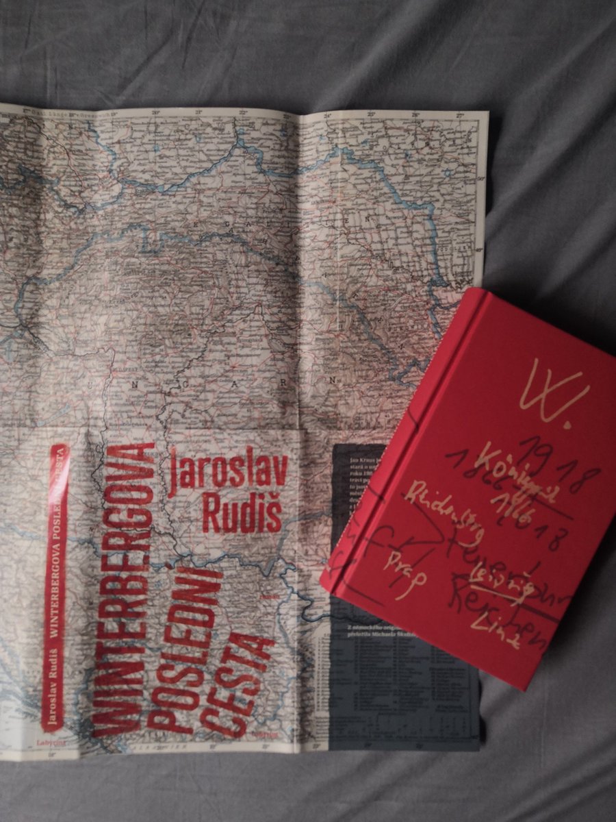 nuselskejMMM's tweet image. pane @jaroslavrudis a nakladatelství #Labyrint, velkej palec nahoru za skvěle vyřešenou obálku Winterberga. hned jak jsem zjistil hlavní motiv knihy, tohle mě hned trklo.💡
super super super 👍