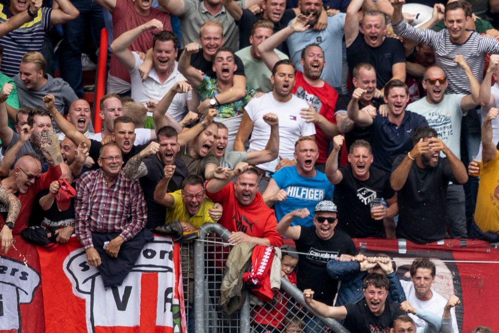 TwenteInsite's tweet photo. VIDEO: MATCHDAY | We mogen weer! https://t.co/X2Ddcd7c01 #fctwente #twente #cote #enschede #eredivisie #twewil #willemii #tilbo https://t.co/mxvmRKEyWU