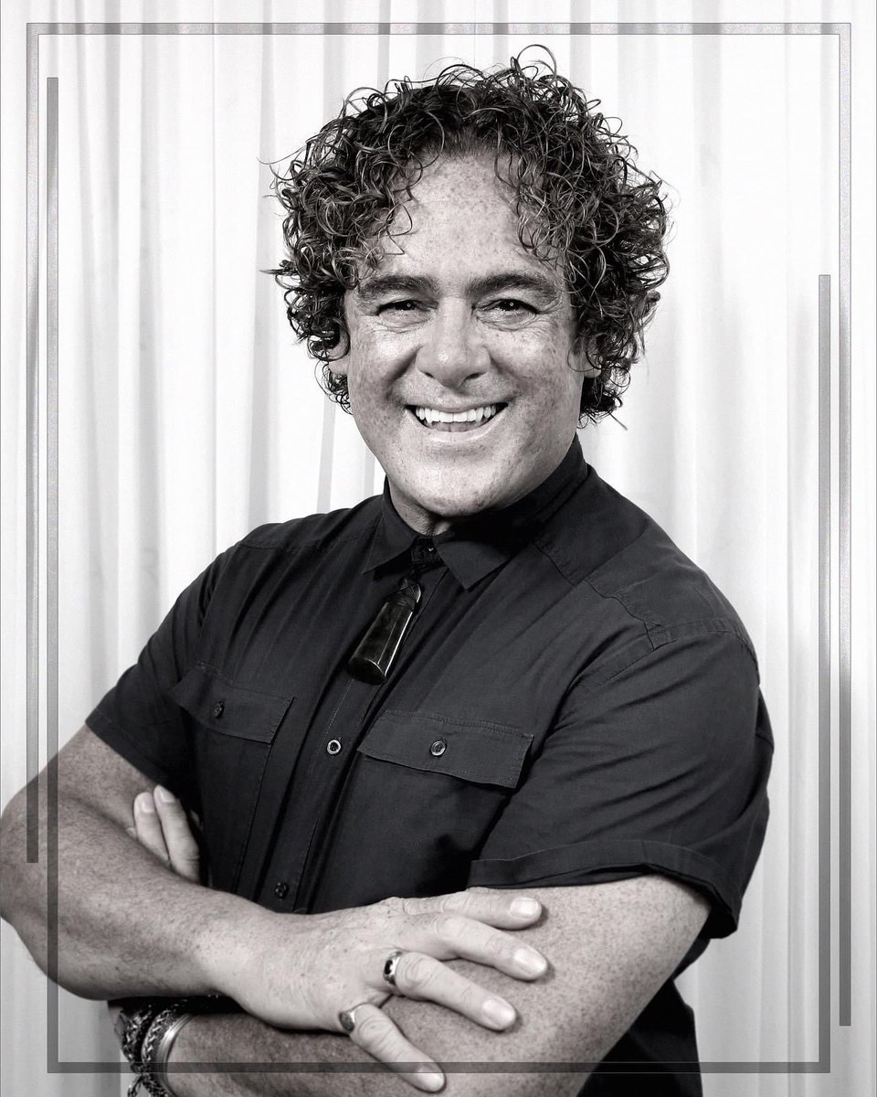 PatrickCameron_'s tweet photo. I’m so excited to be back @Salon_Intl today. My “in person” Seminar starts at 1200. Please join me if you can. I’m excited to meet you in person and I’m demonstrating some fantastic looks too.
Tickets click here: https://t.co/48CRsg4v3t
#PatrickCameron #LongHairEducation https://t.co/fpin4Is2Hb