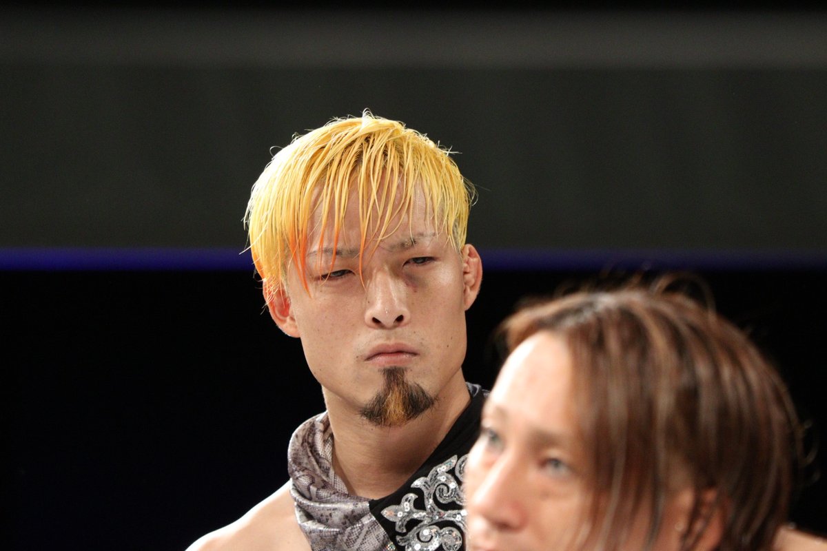22sachan's tweet photo. YO-HEYさんはHAYATAさんがめっちゃ気になるみたいです👀

#noah_ghc
2021/10/17 クラブチッタ川崎 https://t.co/uBv2cicAw2
