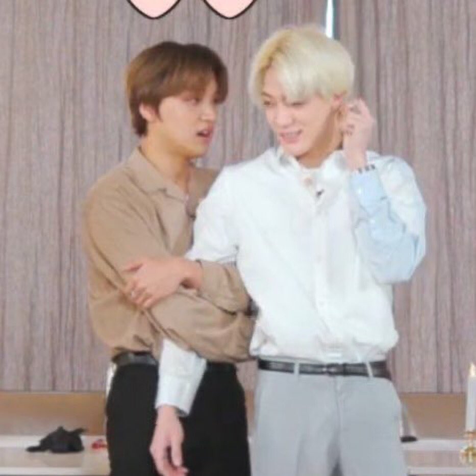 น้องแฮชานนี่ชอบลูกหมาจริงๆเลยน้า เอ้ารูปสุดท้ายท่ดๆๆๆๆ