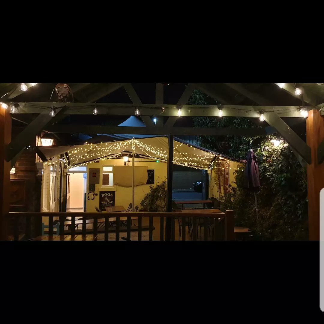 NewBarrack's tweet photo. Sshhhhh Sheffield's best kept secret our beautiful covered and heated #beergarden #newbarracktavern #familyrunpub #S6 #Hillsborough #Sheffield #familybusiness #supportlocal #realalepub #traditionalpub #ciderpuboftheyear #functionroom #comingoutoflockdown #thisishillsborough https://t.co/huvVwpCMe1