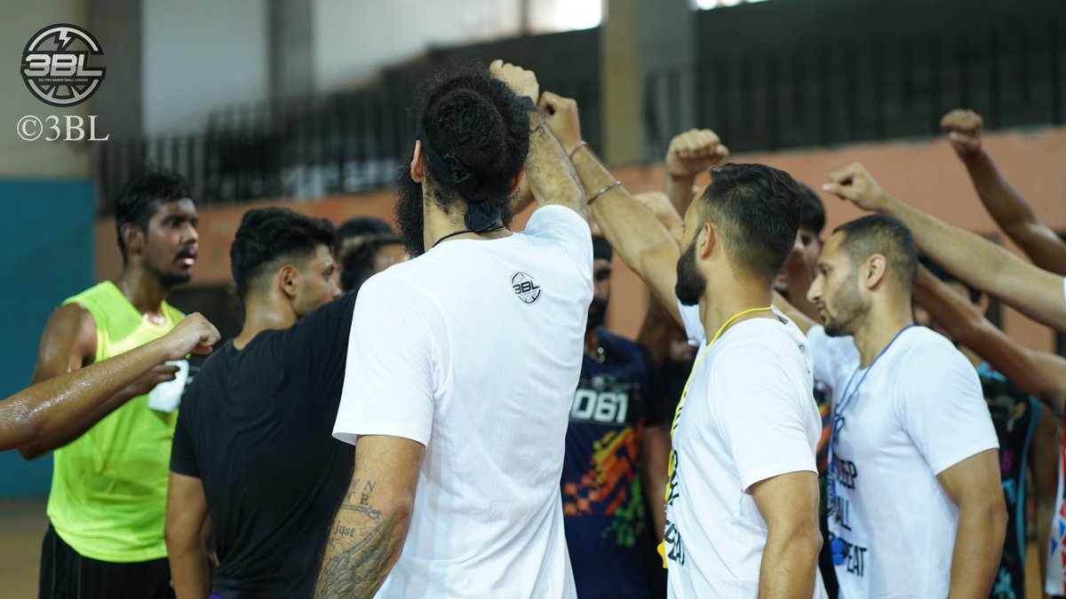 3X3BL's tweet photo. A big shout out to all the men who showed up for the 3BL Season 3 - Tryouts 2021 at Chandigarh. Check out some of the top shots from Day 1 πΈ
#3x3 #3BL #3BLTryouts #IndiaBasketball https://t.co/o1MDXDLZWL