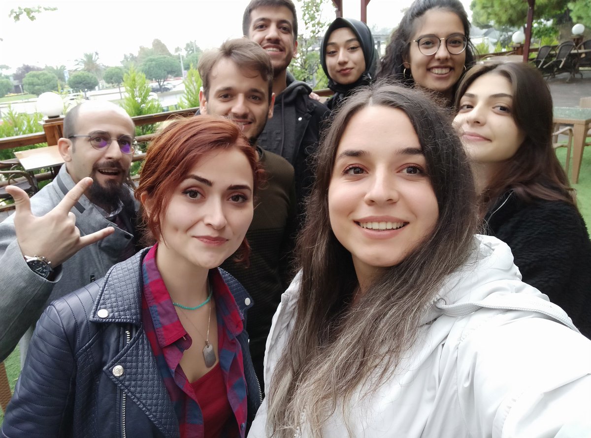 simgessn's tweet image. Uzun zaman sonra canım ekiple 💜
#priviahub #priviasec