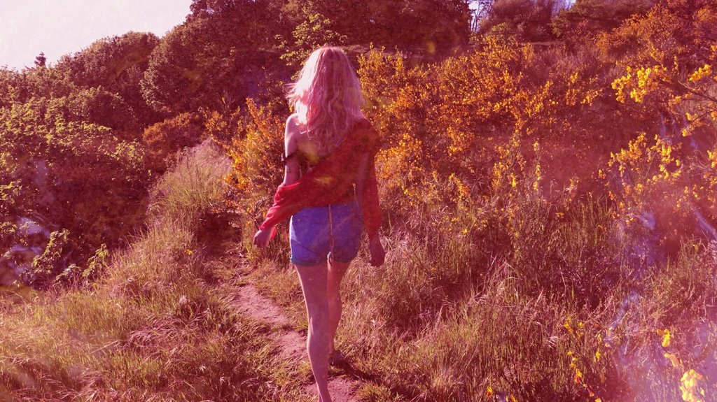 New music video alert! Pure Mood &amp; Banadu release their video for 'Peach Beach' today. 🎥