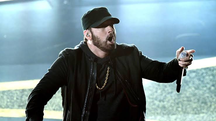 DiskavaHD's tweet photo. Happy Birthday to Eminem... A hero to many kid's childhoods 🔥🔥🔥

#Diskava https://t.co/X9v2n6FRJS