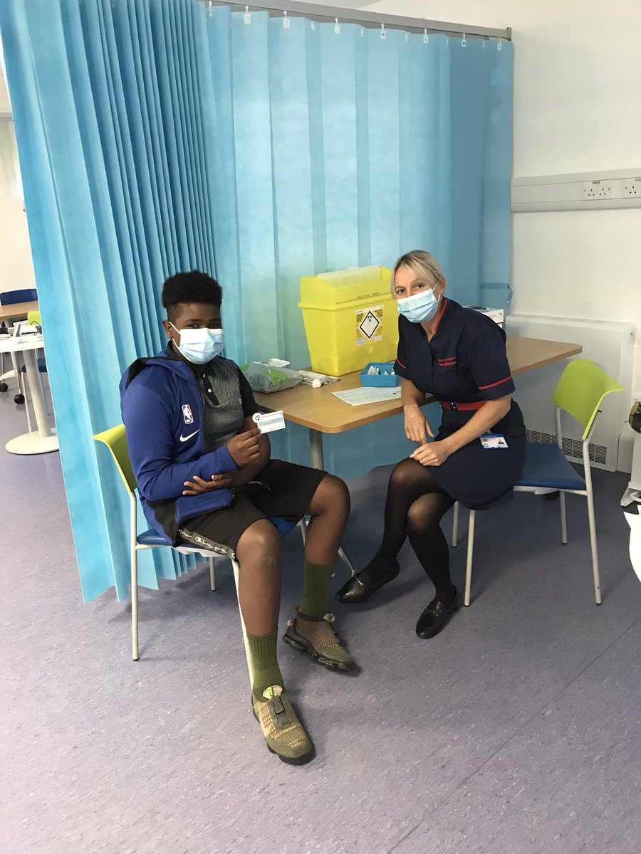 Rebecca Warren tweet media