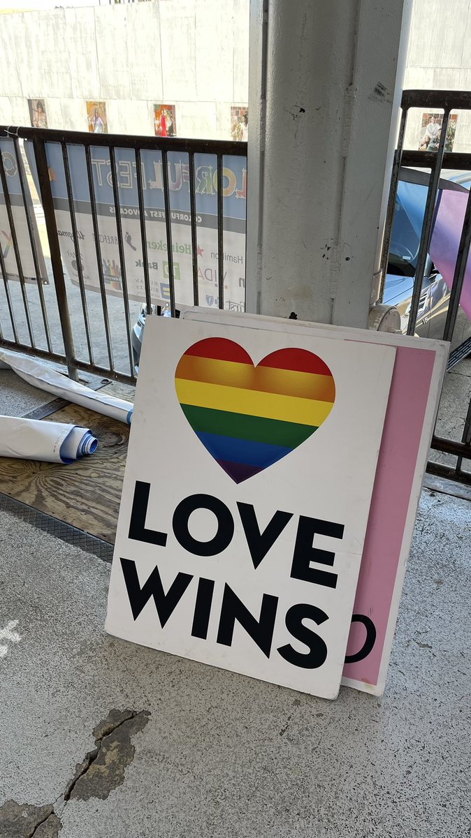 DCHomos's tweet photo. We are helping set up for @CapitalPrideDC’s  #ColorfulFest! Come out to. @UnionMarketDC Dock 5 starting at noon for an amazing day do entertainment, vendors, food and more! https://t.co/4limvNOs8e
