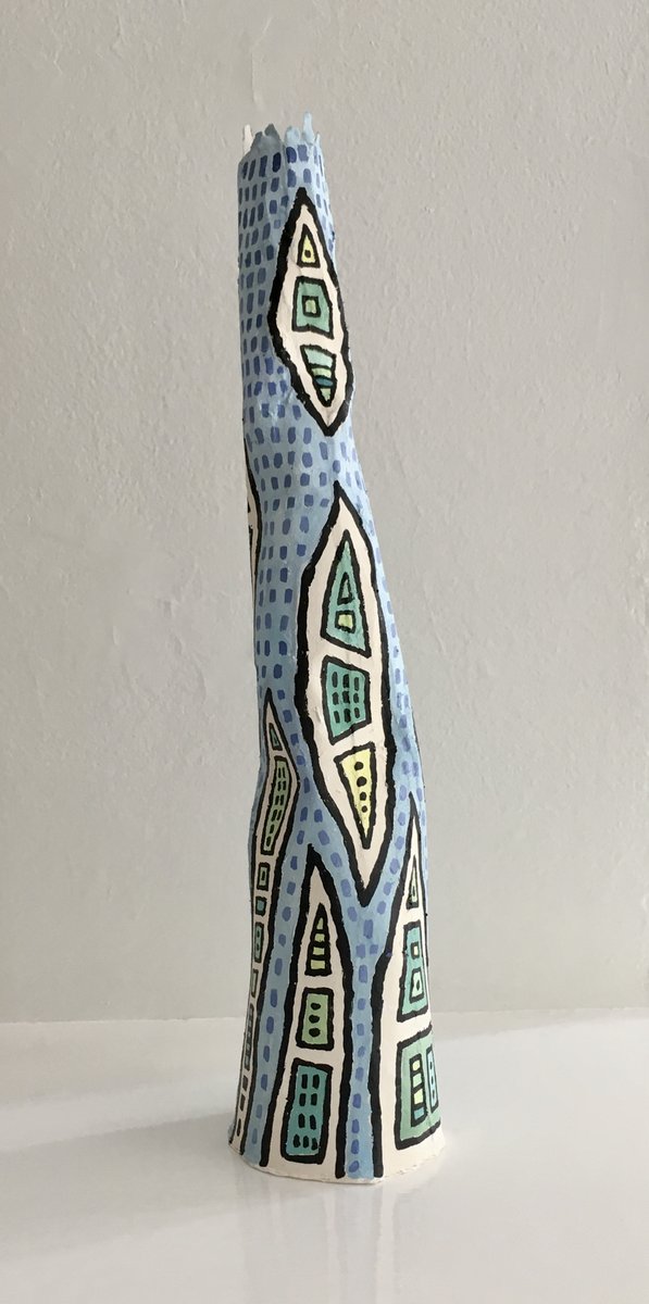 SylvieKant's tweet photo. Tube Thing #4. A leaning one.
#FromTheDrawingTable #JustForFun #PaperConstruction #Acrylics #PaperMache
#Pottery #Whimsical #Patterns #AbstractArt https://t.co/UBEd4FvarL
