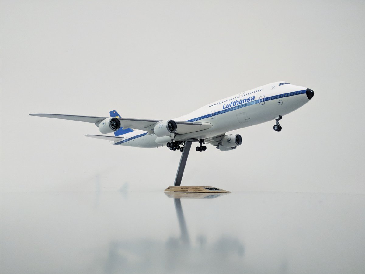CLERX3D's tweet photo. You can now download the Boeing 747-8 1:144 scale model on @cults3d! 🛫✨

Download link: https://t.co/qQaVZ17KyQ

Fuselage length: 52.2cm, wingspan: 47,2cm.

#3dprinting #3dprinted #aviation #avgeek #cults3d https://t.co/lKbFureuQt