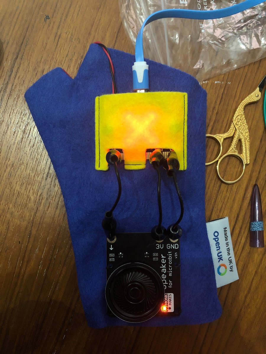 Autie_Coder tweet media