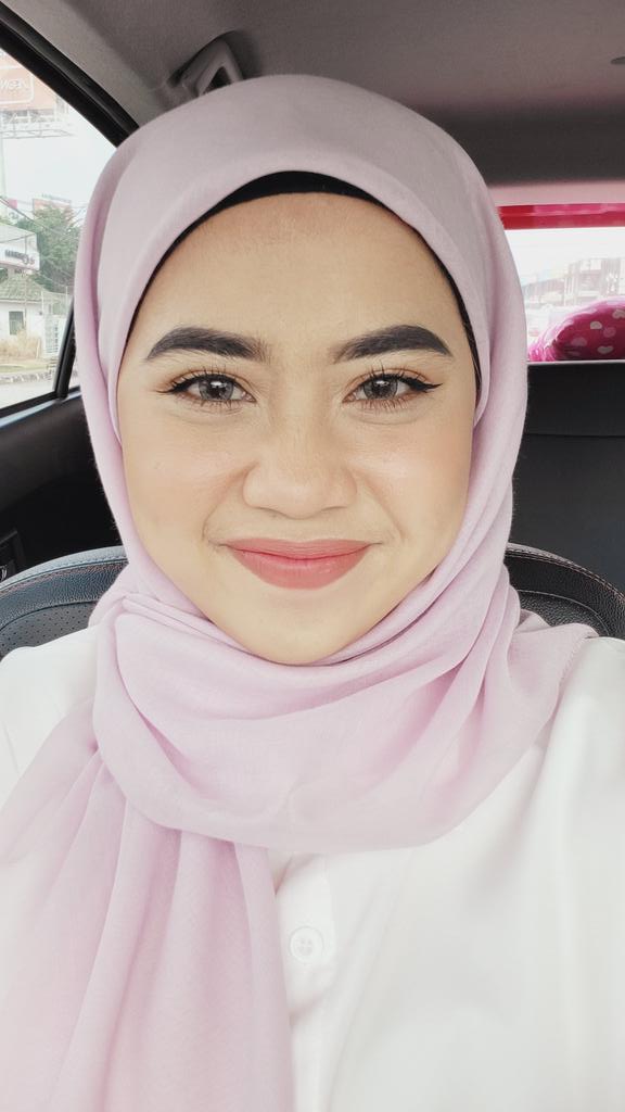 i rasa i comel, korang rasa tak?? 😝😝