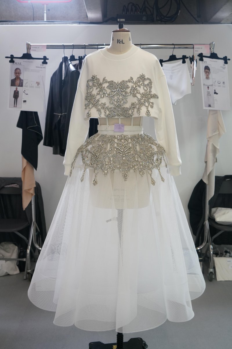 McQueen tweet media