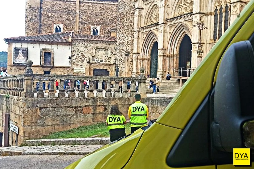 DYAExtremadura's tweet photo. #PreventivosDYA | ⚜️ Durante el día de ayer desplazamos una 🚑ambulancia asistencial #DYA hasta #Guadalupe para dar cobertura sanitaria a un Encuentro Regional de Scouts Católicos (@corazonscout).

📊 Se realizan seis asistencias sanitarias. https://t.co/HzJI3VVf6V