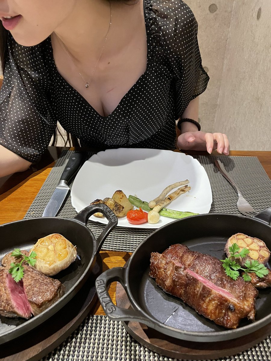 要吃牛排還是我？