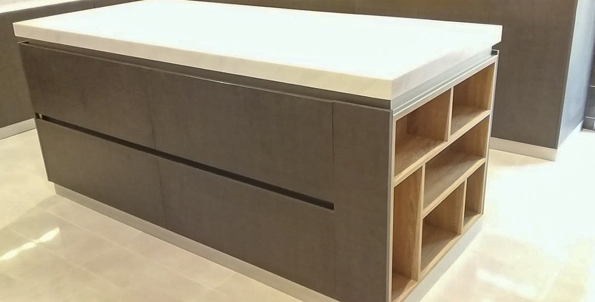 olayankitchens's tweet photo. #مطبخ_عميل
اثناء التركيب والتسليم بمنزل العميل
#العليان_للمطابخ #مطابخ_العليان #مطبخ #مطابخ #مطابخ_المنيوم #العليان #السعودية #ديكور #جديد #المنيوم #خشب #مطابخ_خشب #رخام #اكسسوارات #مودرن
 #kitchen #kitchens #aluminum #wood #olayan #alolayan
للمساعدة مراسلة واتساب 0551777127 https://t.co/x1tT6p332L