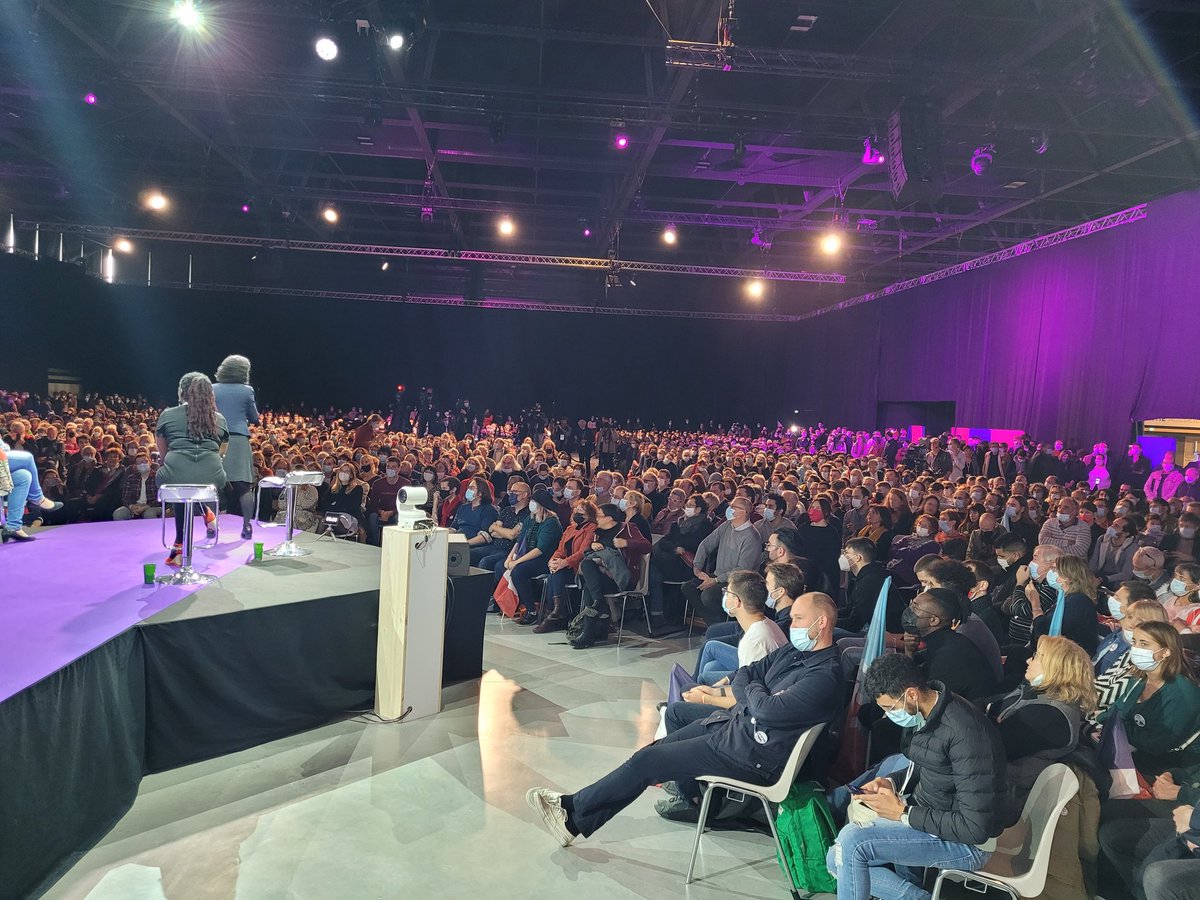 alexiscorbiere's tweet photo. Un discours très fort et convaincant de @JLMelenchon aujourd'hui à Reims !! Et avec de l'humour !!
Oui, nous pouvons être au 2e tour ! https://t.co/M5OWEKh5xt