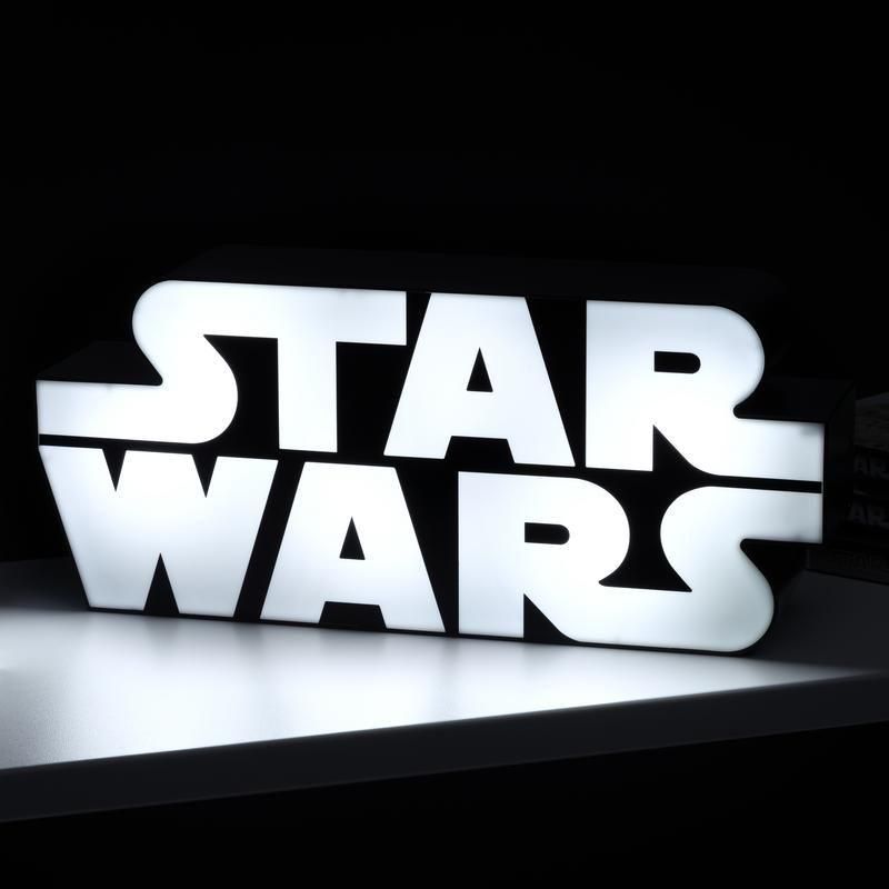 🌌 It's dark in #space - #light it up a little with this awesome #StarWars logo desk #lamp! This would make for a cool #gift for any #StarWarsfan. 🌌 buff.ly/3iLnwjB