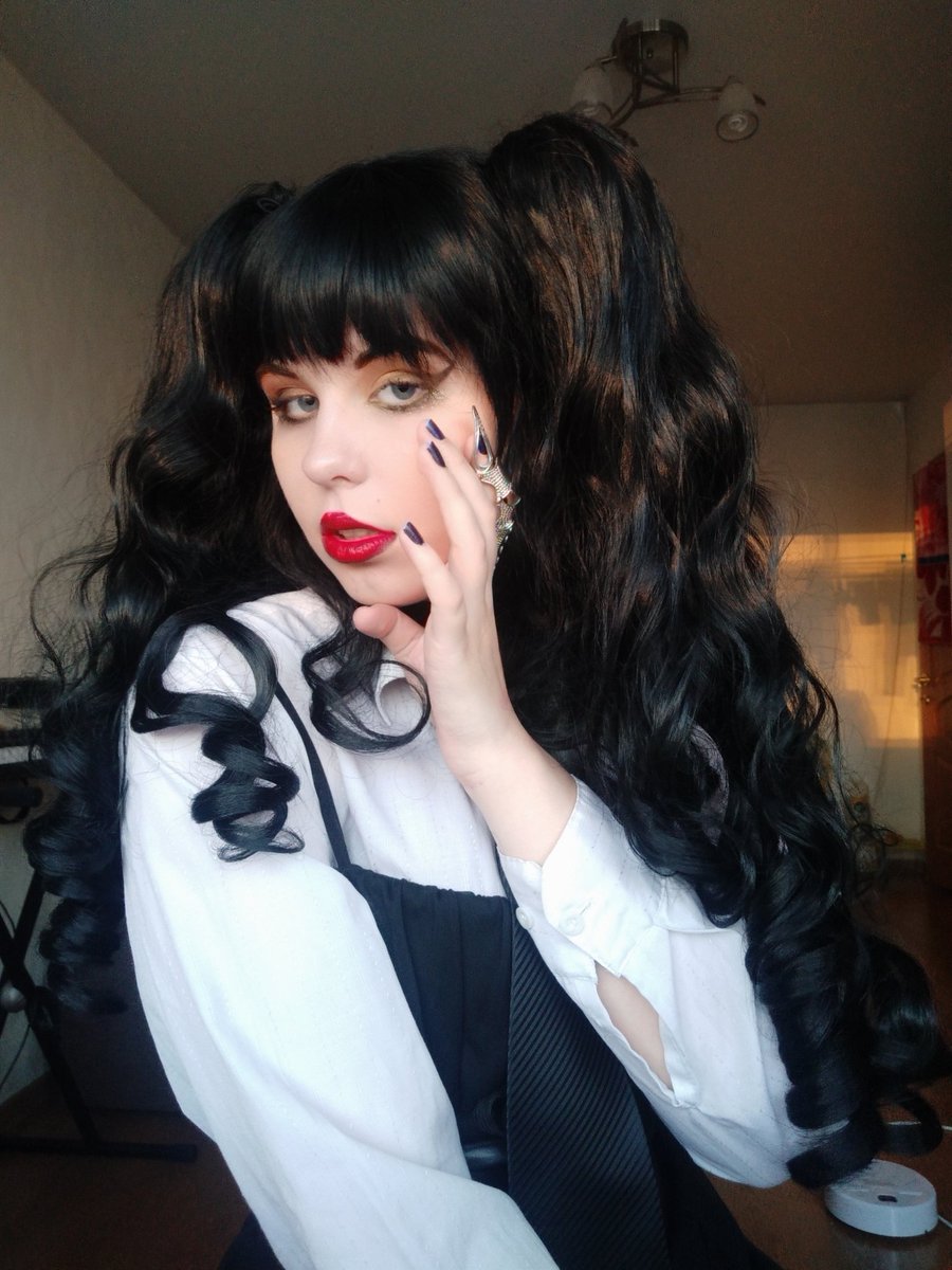 gothicstrash's tweet photo. поймала суперский свет сегодня ❤️
#danganronpa #celestialudenberg #dthh #celestialudenbergcosplay #danganronpacosplay https://t.co/2BwJFpCV1j