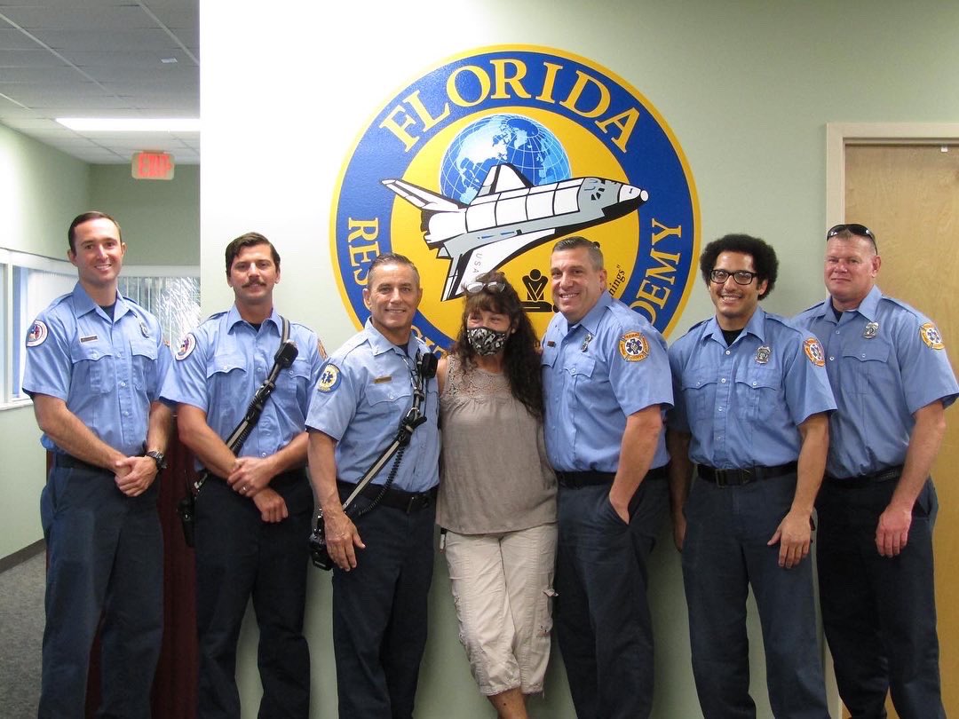 EMSOfficer's tweet image. Celebrating Sudden Cardiac Arrest Awareness Month by recognizing #BCFREMS crews, LEO &amp;amp; Emergency Vehicle Dispatcher for successfully resuscitating a cardiac arrest victim. SCA survivor &amp;amp; family members were also present. #HPCPR #ohca #EMS #Leader #ItTakesAVillage #CrushingSCA