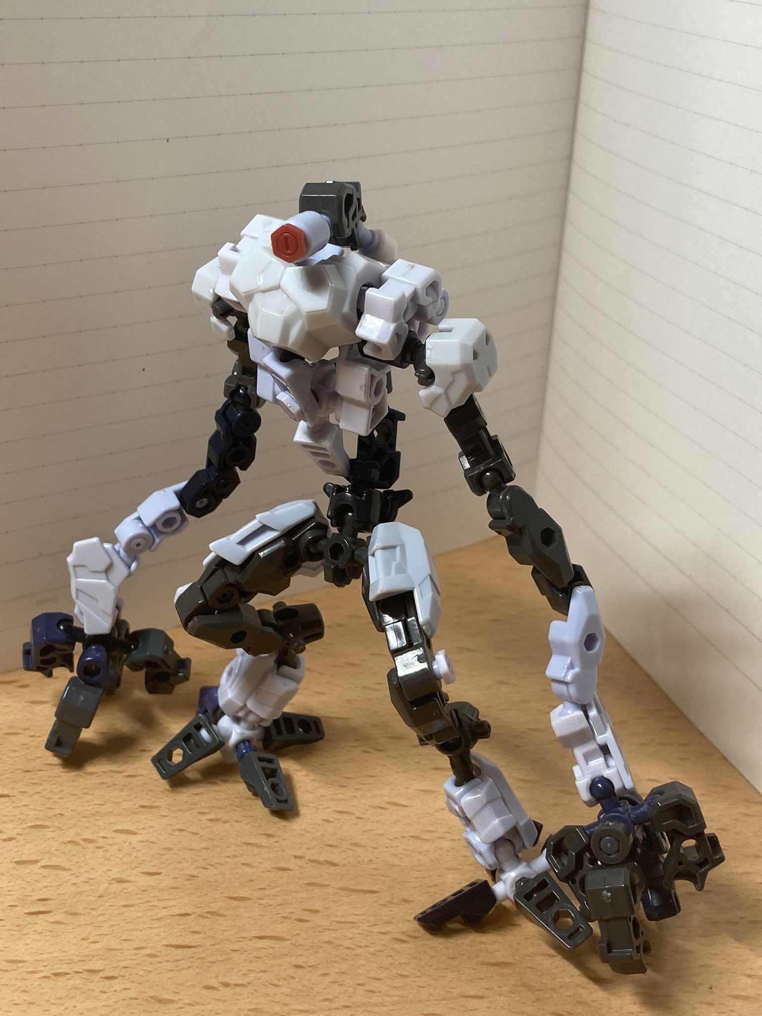 figma E.M.M.I. 「METROID DREAD」メトロイド ドレッド 【公式通販】