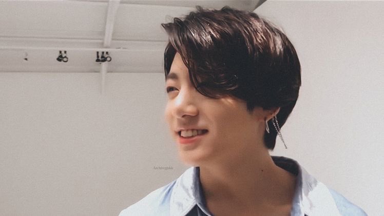 minezerry's tweet photo. [] TAEKOOK AU  • 「 kating 」

katanya sih kating yang paling ditakutin maba, tetapi dalam sesaat totalitas berubah ketika ia sudah bersama “ndut”. https://t.co/BNUkrZgRhj