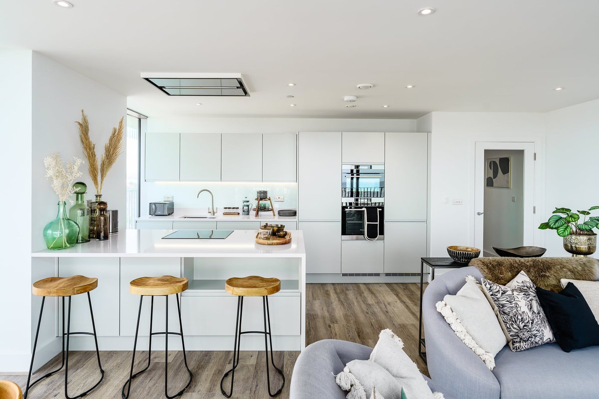 BaysideWorthing's tweet photo. It’s your last chance to call Bayside your home

Truly one of a kind, you’ll be enchanted by the breathtaking panoramic views and natural light shining through soaring triple aspect full height glazing. 

https://t.co/AxZJyB3V6r
Call us on 01903 228 601 to arrange a viewing. https://t.co/aZXw7JrWtf
