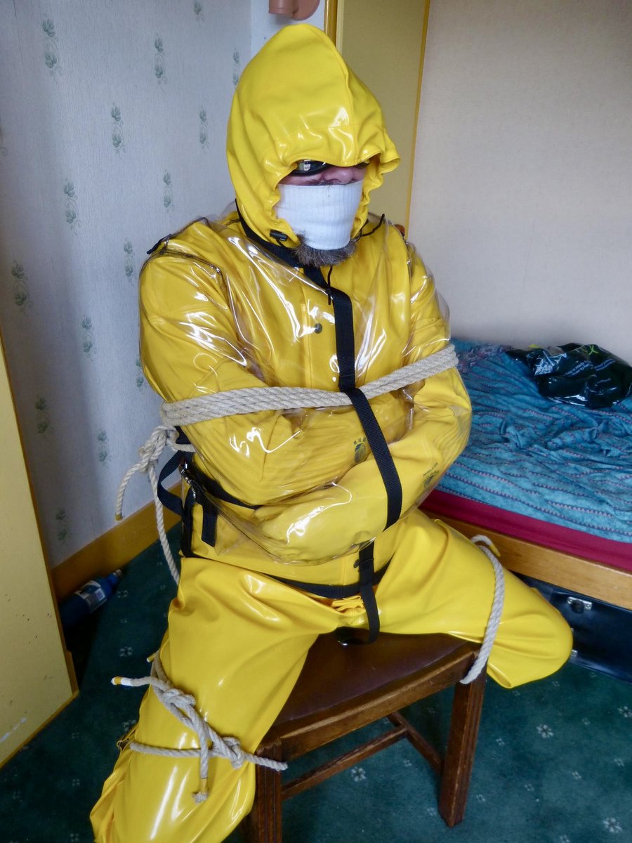 Bondophile1's tweet photo. When you want to be REALLY well-secured against the rain... https://t.co/9eotKjowaR
