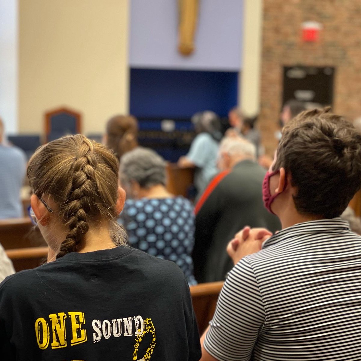CTKLT's tweet photo. Thanks to our high schoolers that woke up early on Saturday to go to Mass and help keep CTK an exceptionally beautiful (and organized) place to worship through service! https://t.co/1ahufizCGL