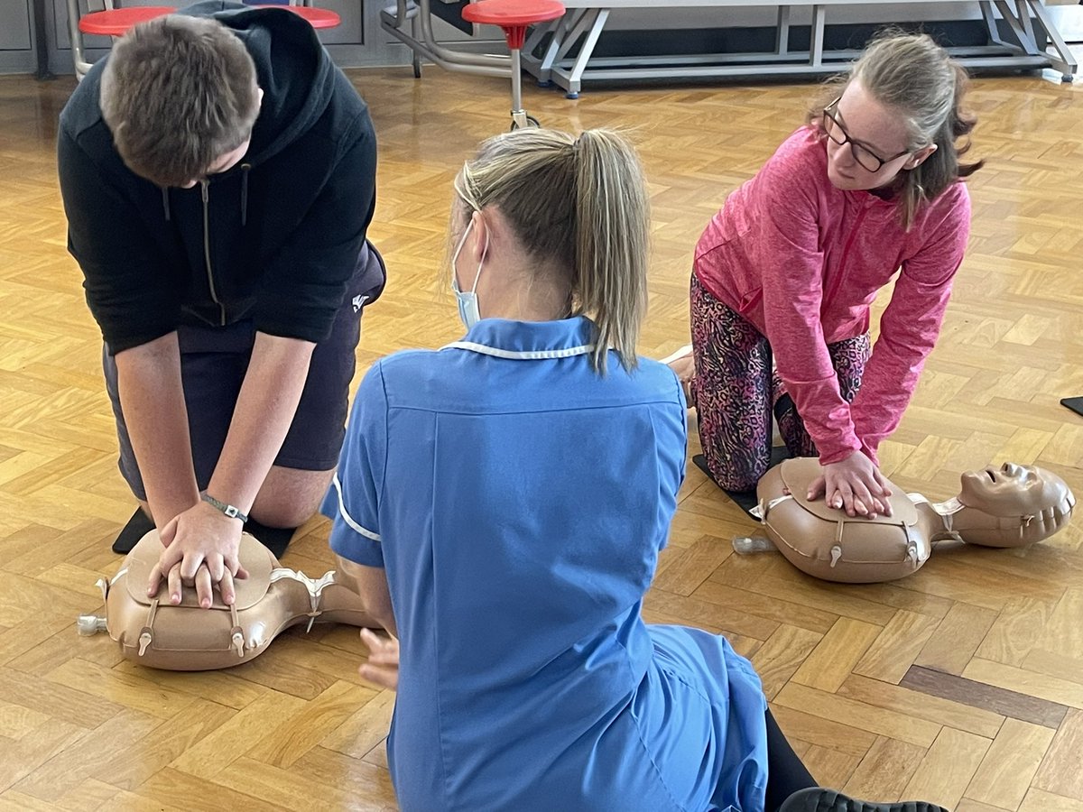 The kids at Riverside Special School showed that anyone can learn #CPR this week for #RestartAHeartDay. They have a variety of learning & physical disabilities between them. They also asked some really important questions……1/x