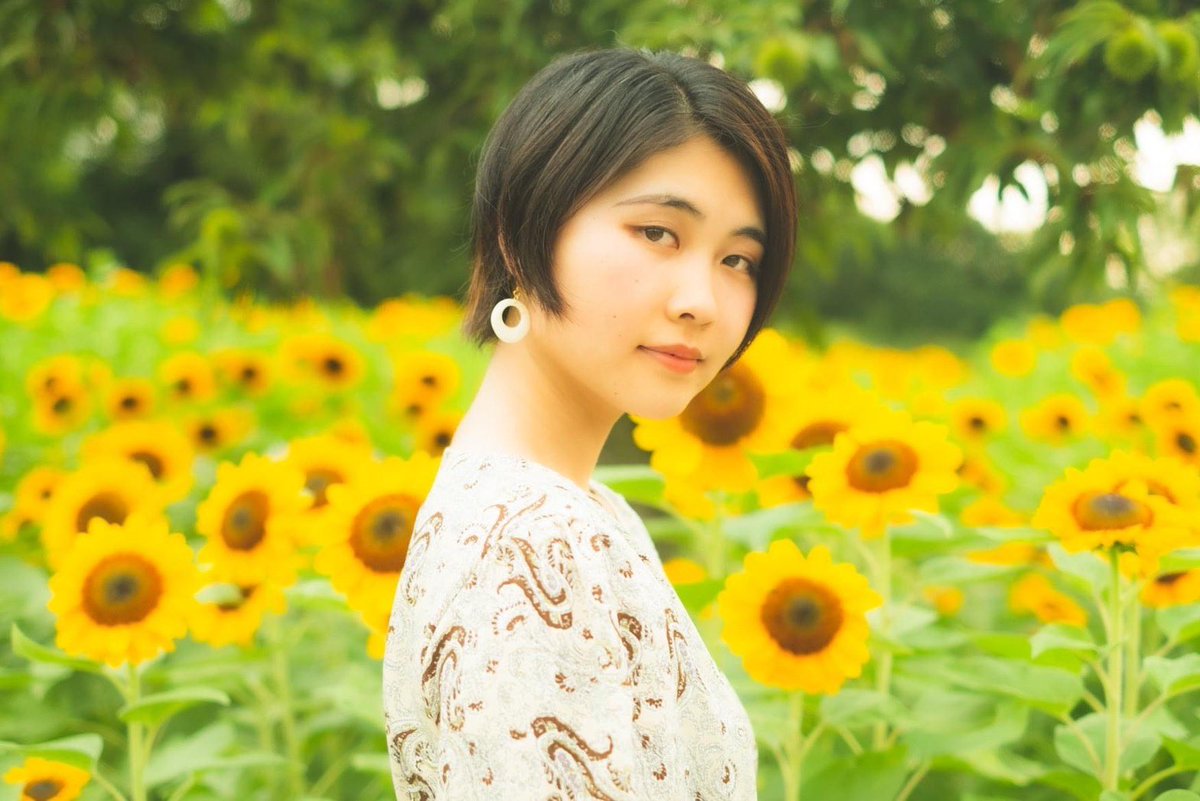 秋の彼岸花はガッツリ撮影に行けなくて逃した感が強いけど向日葵は行けてよかったと思う🌻

📷:<a href="/leon0270/">チオカメ🐢</a> さん

#被写体
#被写体希望
#被写体なります
#ポートレート
#portrait
#関西