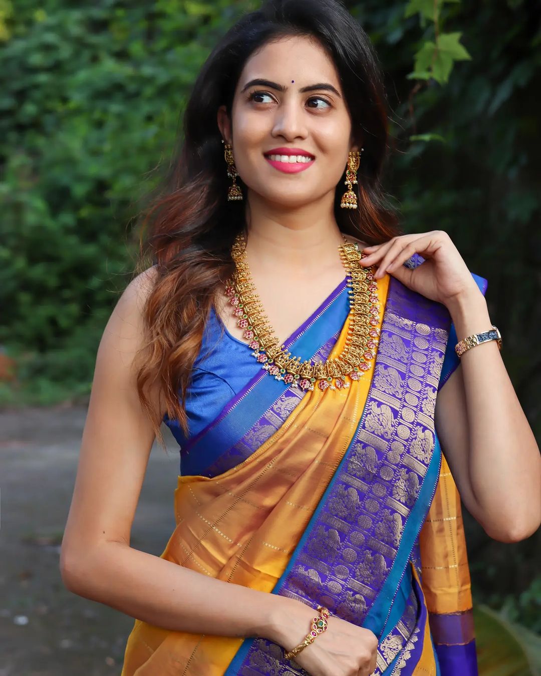 रियल देसी (Real Desi) on Twitter