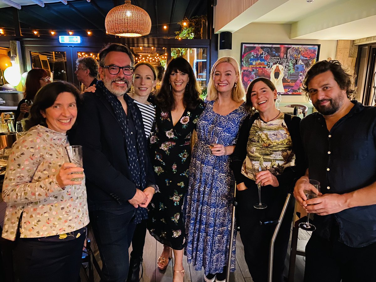 LizPichon's tweet photo. WHAT A NIGHT! Books, doughnuts, pizza and fizz. Lots of lovely fellow Brighton pals, authors and illustrators friends, family and FUN. Thank you for coming and making last night BRILLIANT. #RandomActsOfFun #TomGatesBooks #BookParty #BrightonPosse https://t.co/pC1qzWcGpP