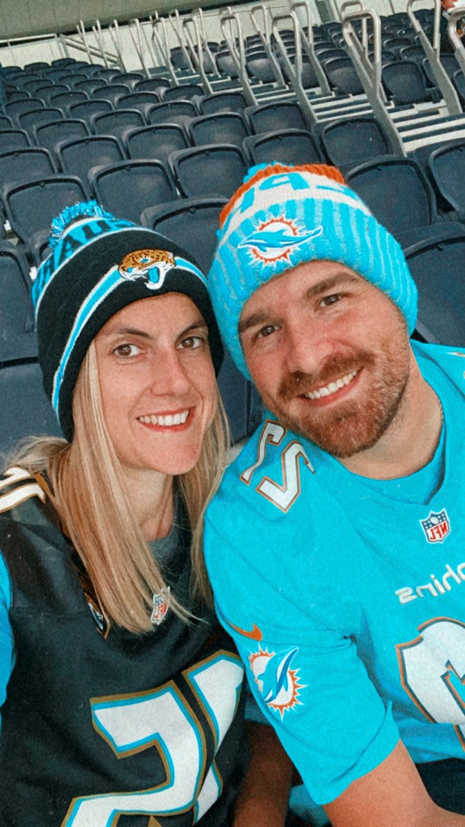 g_heberlein's tweet photo. Dolphins v Jaguars today! Rival husband and wife 🙊 Go @Jaguars 🐆 @NFLUK #DUVAL #NFLUK https://t.co/BV3bvwYRhd