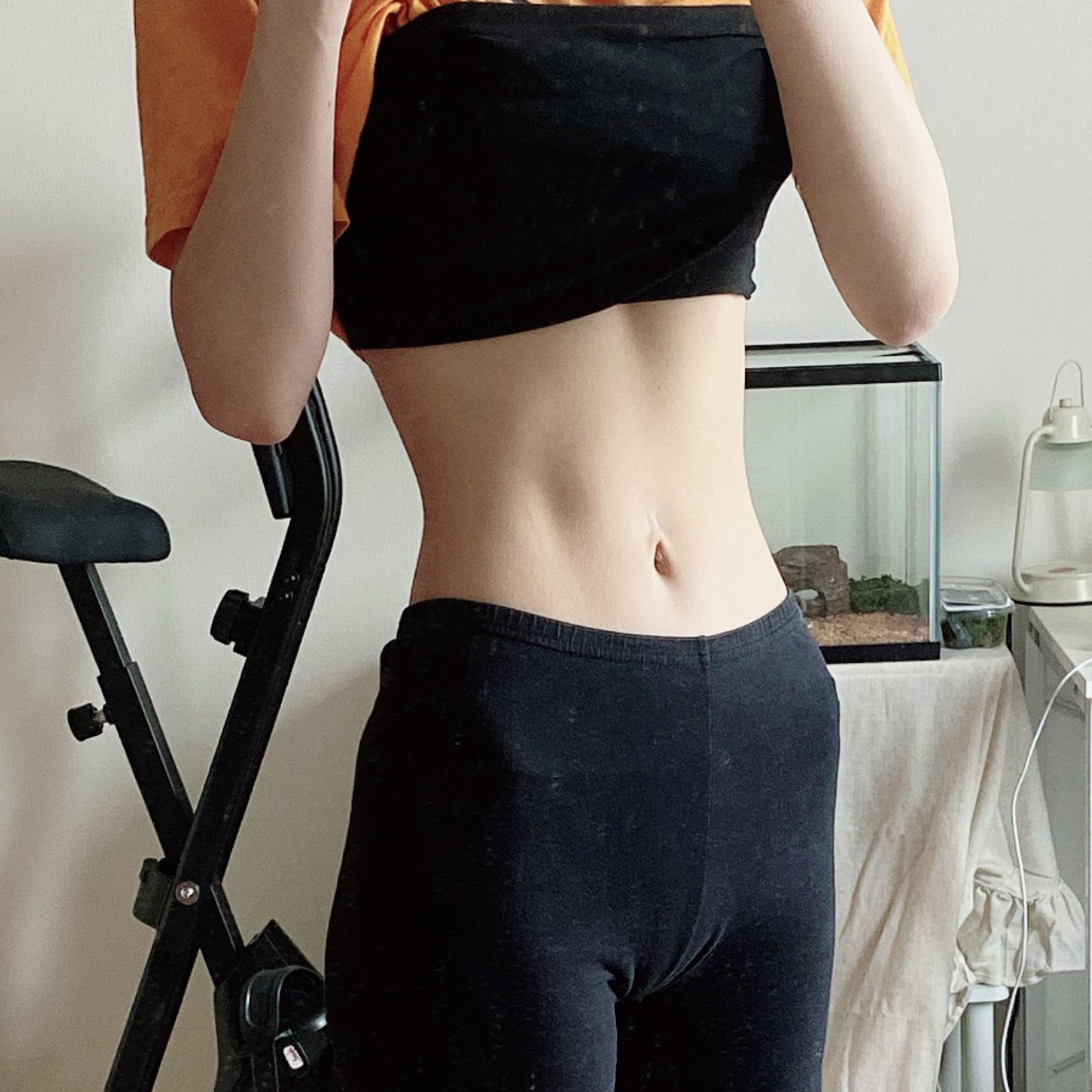 ガリガリおっぱい 骨格ウェーブは特に運動しないダイエットは絶対やめた方がいい。 上半身はガリガリで貧相、おっぱいもなくなるのに下半身はそのままで変な比率になる。だからまだ太ってると勘違いして食事量減らして代謝悪くして…って負のループに陥るから、健康的な  ...