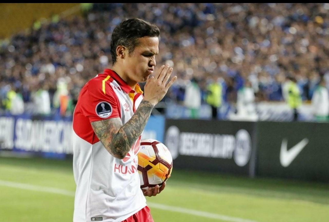 Santafereños días.... Hoy no podemos perder <a href="/SantaFe/">Independiente Santa Fe</a> a dejarlo todo en la cancha ❤️🇮🇩🚫🐔🚫