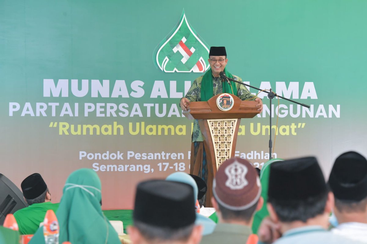 DPP_PPP's tweet photo. Terima kasih atas kehadirannya kang @ridwankamil
Dan Pak @aniesbaswedan dalam Munas Alim Ulama PPP
"Rumah Ulama Istana Umat"

Di Pondok Pesantren Fadhlul Fadhlan 
Semarang, 17-18 Oktober 2021

#MunasAlimUlamaPPP #PartaiPPP https://t.co/3tJgkHGNEl https://t.co/8ZvbQ6FHGT