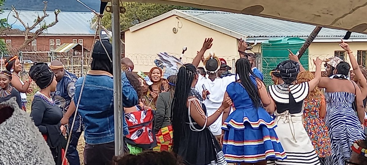 YourKidsFavouriteDabs tweet media