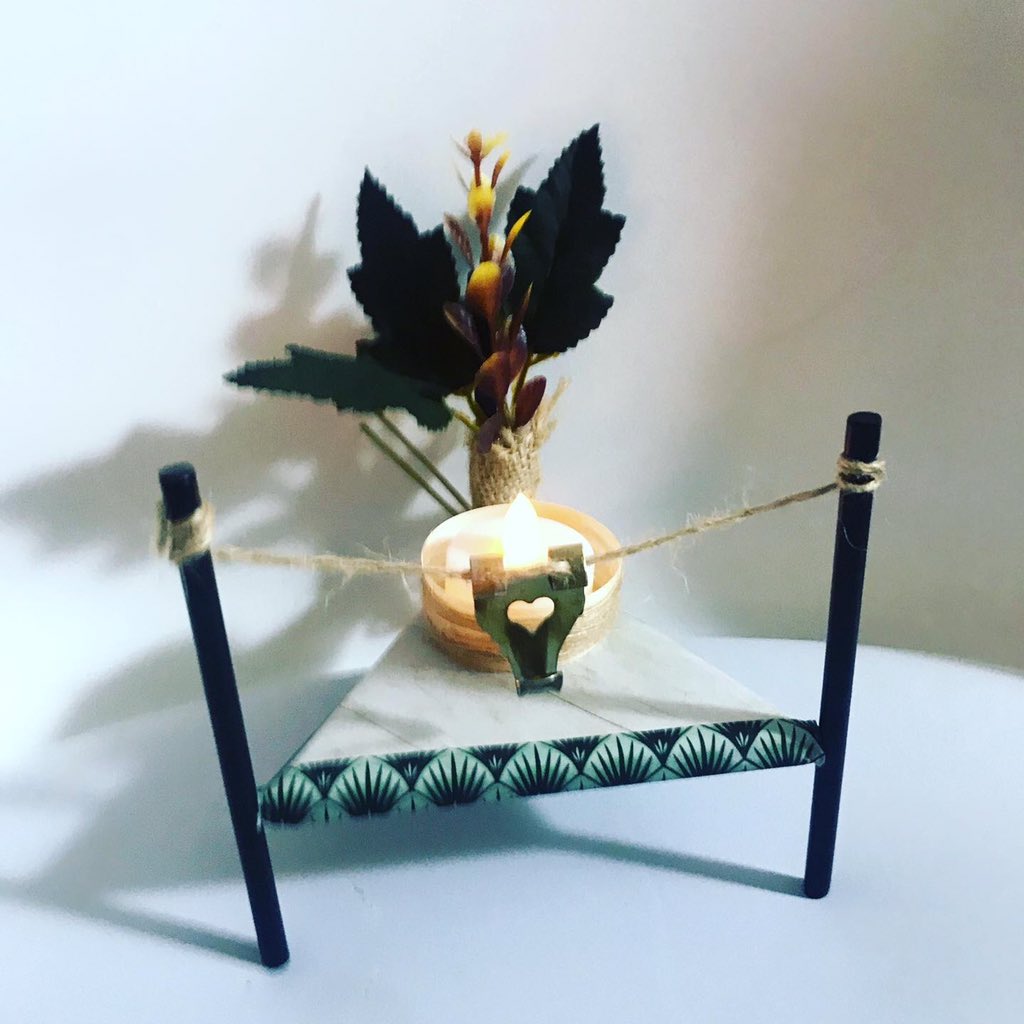 MelL0ve's tweet image. Nouveauté disponible 🥰🙏🏾✨ #contactezmoi #creationartisanale #bougie #support #nature #bouquet #faitmaison #faitmains #trepied