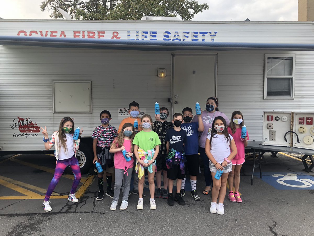 Fourth Graders experienced the Smoke Trailer to practice fire safety.  Thanks South Bay Fire Dept.
