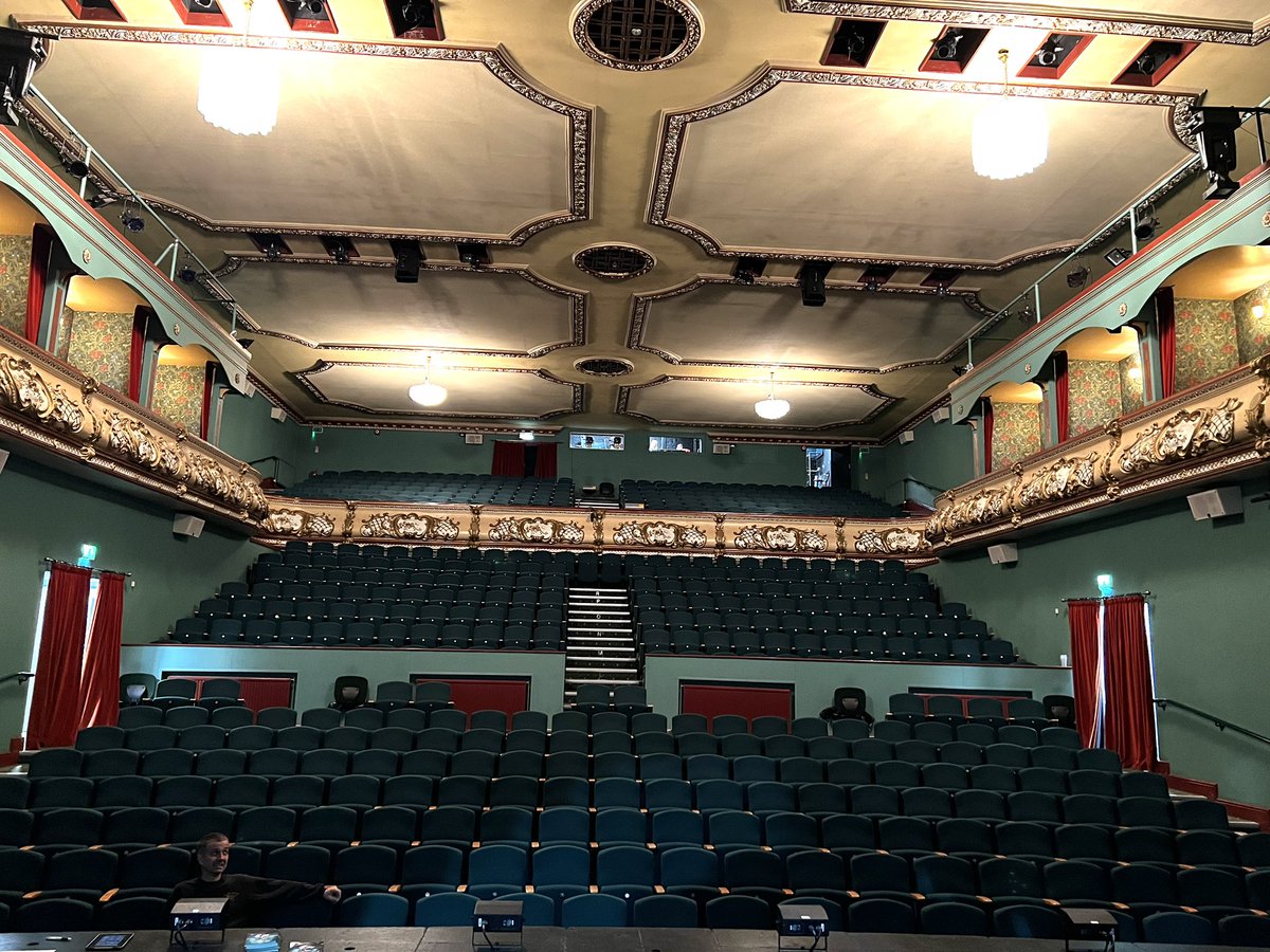 We’re here <a href="/palacenewark/">Palace Theatre Newark</a> and ready for another round of Not: Lady Chatterley’s Lover belly laughs! Come and join us tonight (Sun 17th) 7.30pm

#newark #nottingham #dhlawrence #comedy