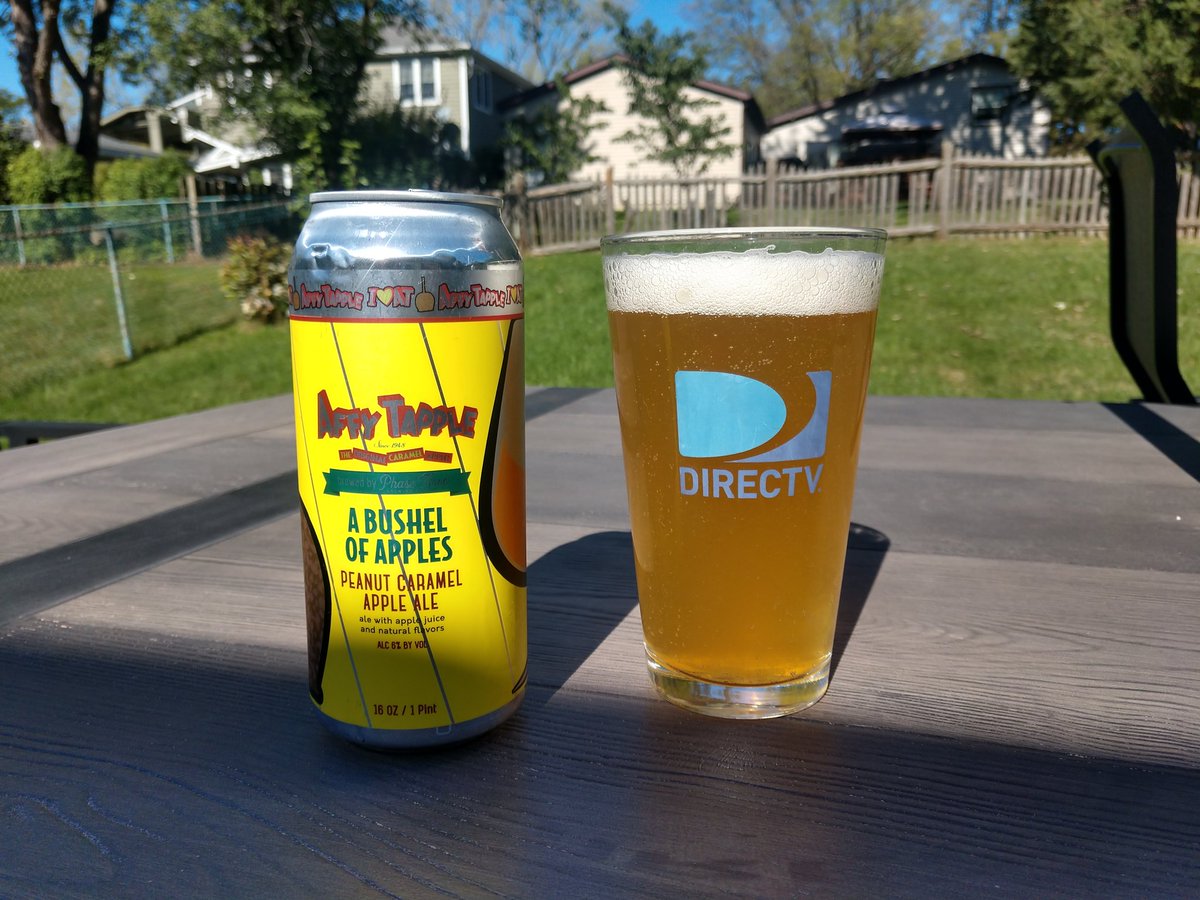 stevejpulaski's tweet image. Fall weather calls for tasty fall beverages. No better beer for this time of year #SlowMode.
