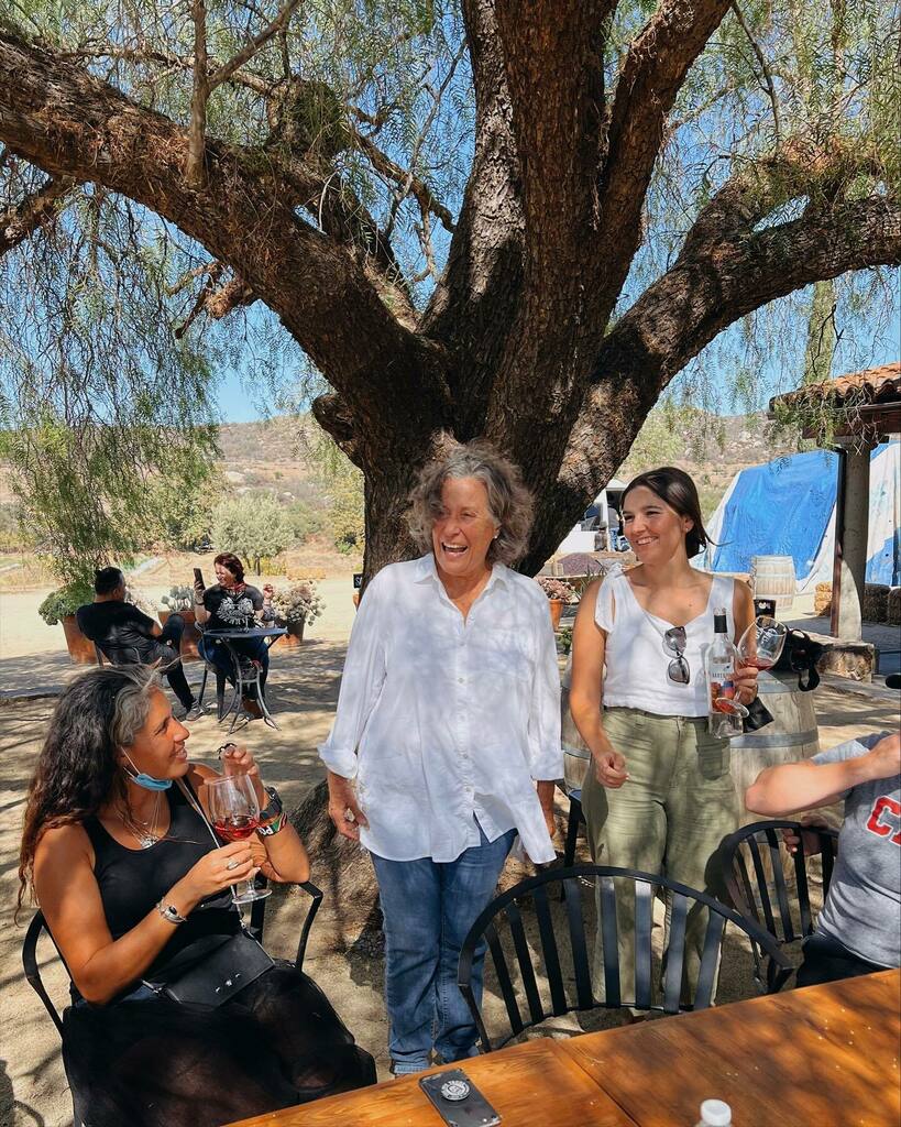 We’re beyond grateful to everyone who joined us for our first edition of Women in Mexican Wine in #ValledeGuadalupe yesterday. A special thanks for hosting us to Fer Parra of Pouya Wines, Natalia Badan of Cavas del Mogor, Kristin Shute of Lechuza Vineyar… instagr.am/p/CVI4kVGv97y/