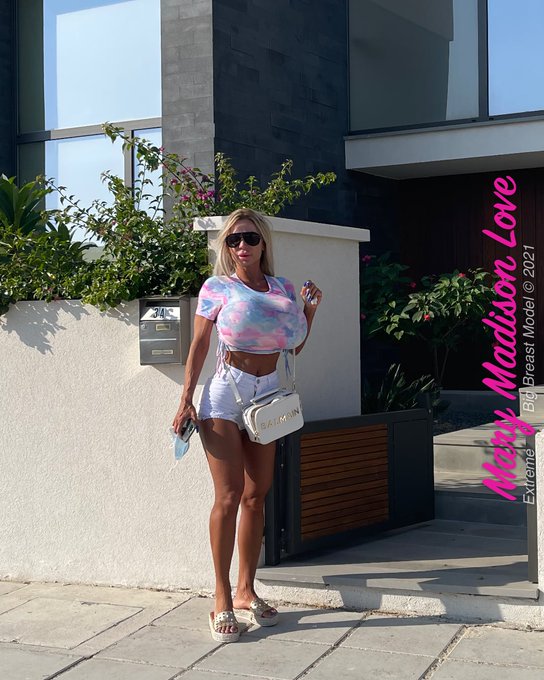 🌸Coming home🥰  #bestoftheday #photography #followforfollow #girl #follow4follow #like #fun #art #tweegram<a href="/tag/bestoftheday"class="tags">#bestoftheday</a><a href="/tag/photography"class="tags">#photography</a><a href="/tag/followforfollow"class="tags">#followforfollow</a><a href="/tag/fun"class="tags"><span>#fun</span></a><a href="/tag/girl"class="tags"><span>#girl</span></a><a href="/tag/art"class="tags"><span>#art</span></a><a href="/tag/follow4follow"class="tags"><span>#follow4follow</span></a><a href="/tag/tweegram"class="tags"><span>#tweegram</span></a><a href="/tag/lik"class="tags"><span>#lik</span></a>