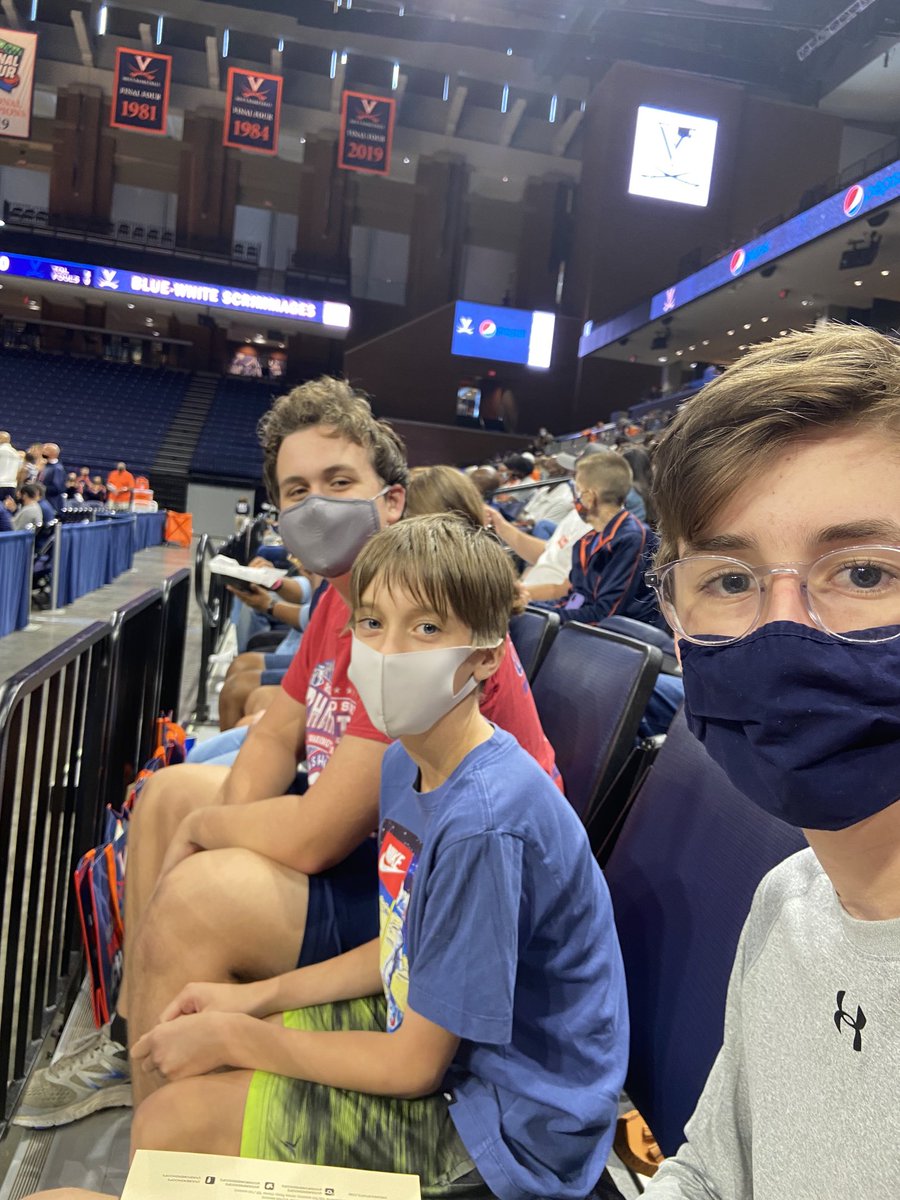 Front row for scrimmage #gohoos