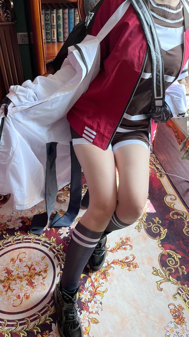 コスプレイヤー莳子(Valoran伏伏)のTwitter画像40