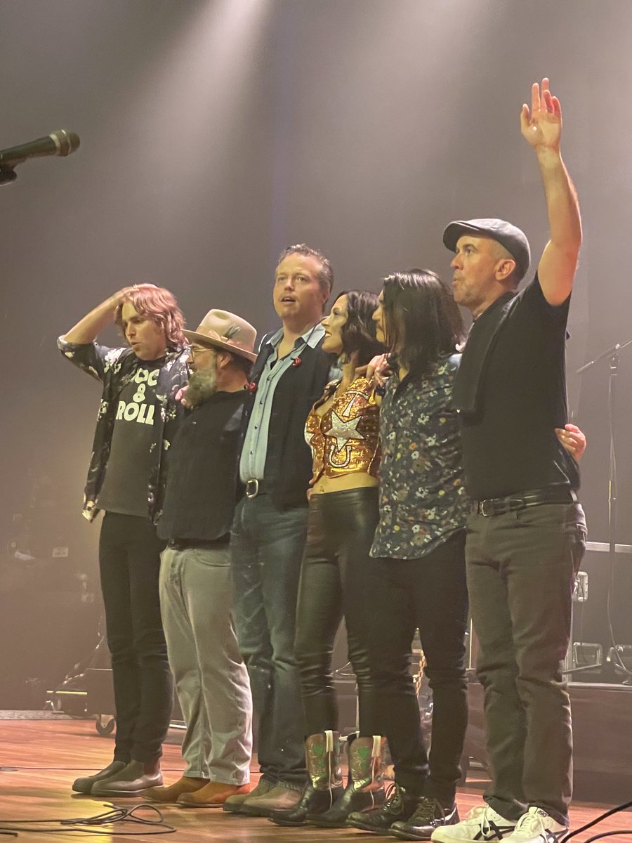 johnbarrett3721's tweet photo. Enjoyed Friday nights show Jason! Thanks for doing what you do.⁦@JasonIsbell⁩ https://t.co/dvSuiLzFLQ