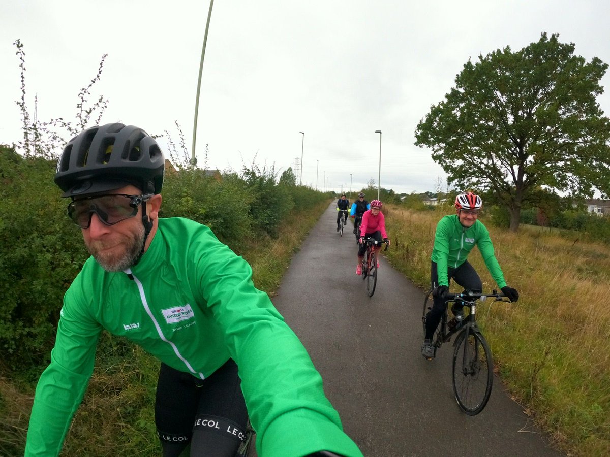Great ride out this morning in still very mild autumn conditions with a loop via Sadberge to visit the Cozy Coffee bus. #cycling #ridedarlo #lovedarlo  #letsride #guidedrides <a href="/letsrideuk/">Let's Ride</a> <a href="/LetsRideNE/">Let's Ride North East</a> 🚴‍♂️💚