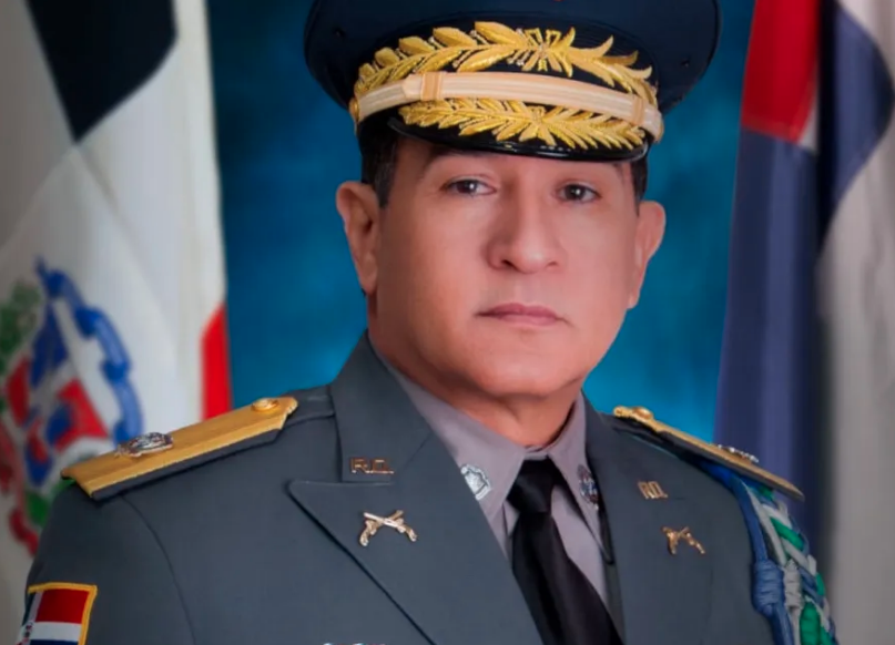 Presidente Abinader designa a Eduardo Alberto Then como nuevo director de Policía Nacional dlvr.it/S9lFtk #NDigital